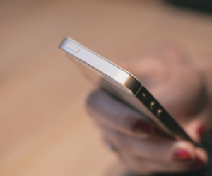 Lesson 4: Ferry Travel in Greece Creates Predictable Connectivity Dead Zones
